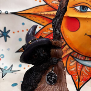 Gatito Brujo. (Figura decorativa)