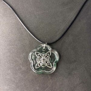 Colgante Nudo de Bruja