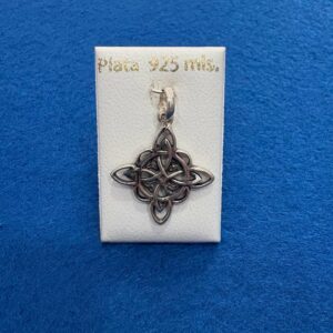 Colgante de Nudo de Bruja. (Plata de Ley)